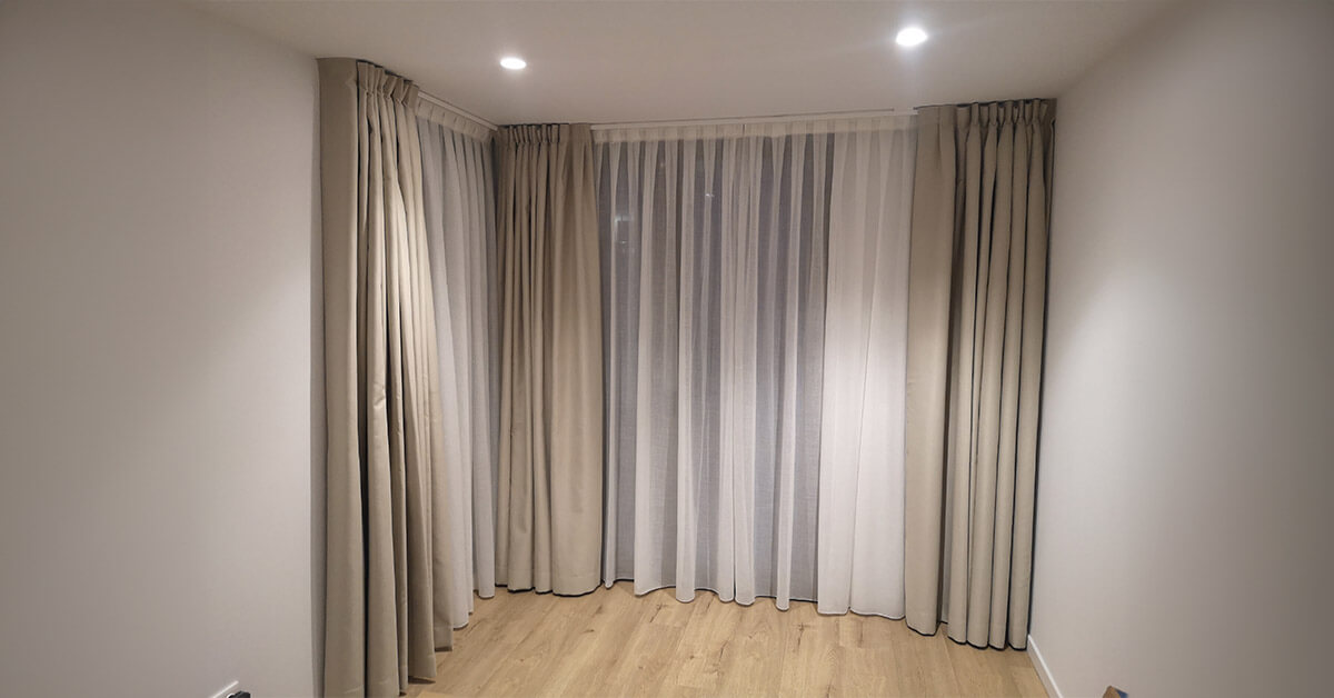 Cortinas de salón elegantes: el caso real de la Sra. Sara y su transformación del hogar